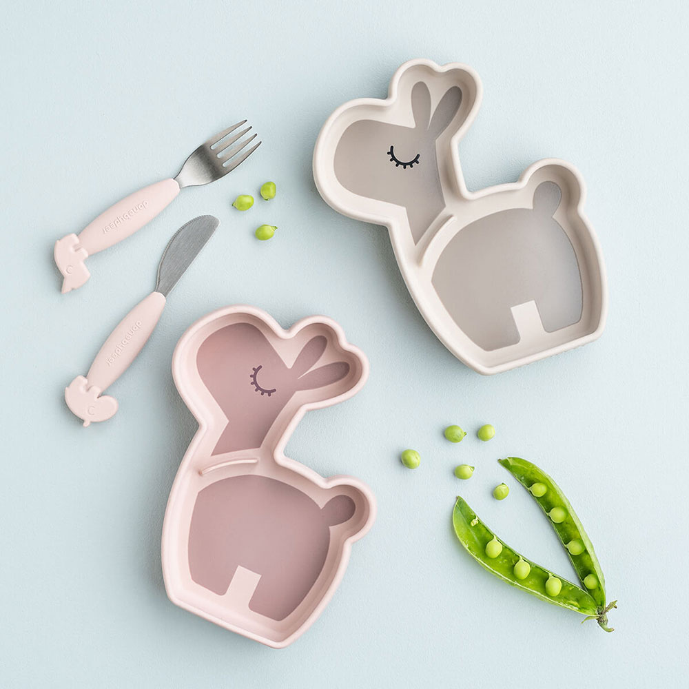 Utført av Deer Stick&Stay snackplate Lalee Powder
